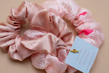 Load image into Gallery viewer, Love Kimono Robe