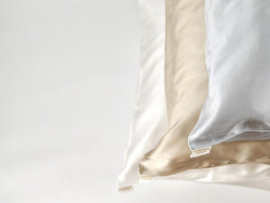 غطاء وسادة حريرية (دوزي رمادي) طقم من ٢