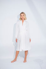 Load image into Gallery viewer, Soft Kimono Robe White